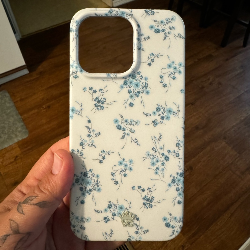 iPhone 15 Pro Max Velvet Caviar Case